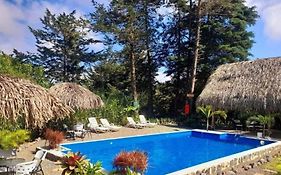 Cabanas Cerro Verde Lodge